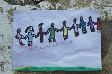 Çocukların Kamp Armen için yaptığı resim
