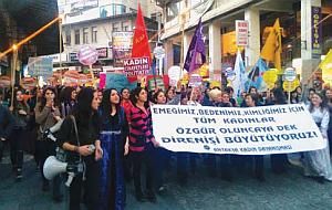 Antakya'da Kadınların Yürüyüşü